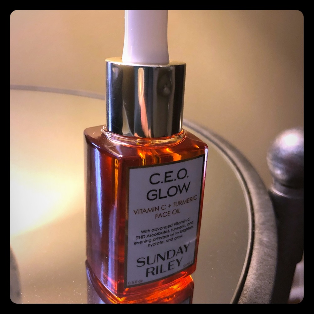 Full size Sunday Riley CEO Glow